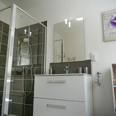Aux Peupliers Bed & Breakfast Le Malzieu-Ville